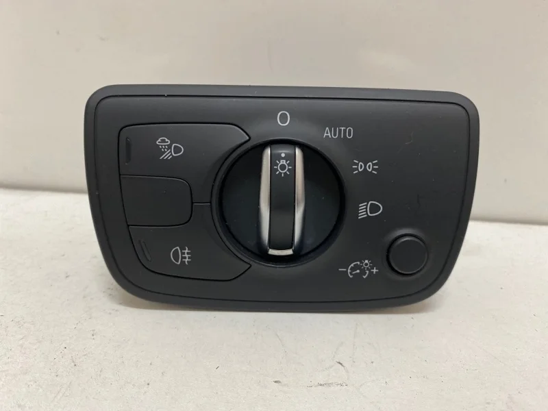 Блок управления светом Audi A6 2014 C7