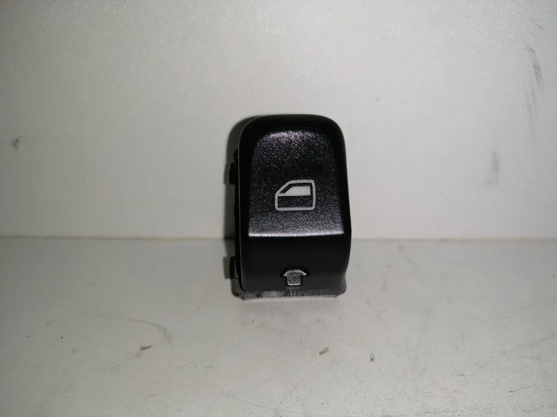 Кнопка стеклоподъемника Audi A4 2015 B8