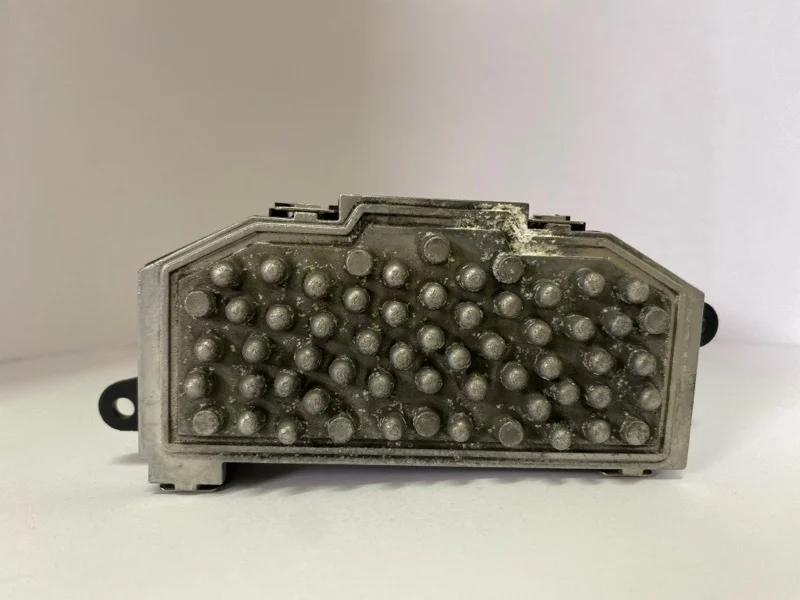 Резистор печки Audi A4 B8