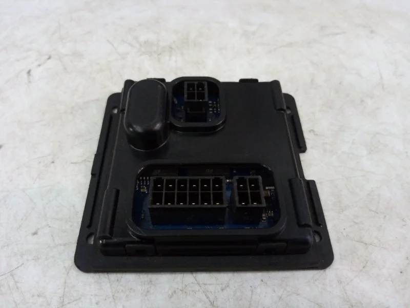 Блок розжига ксенона Audi Q5 2014