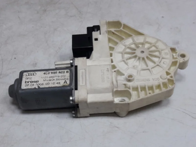 Мотор стеклоподъемника Audi Q7 2006 4L