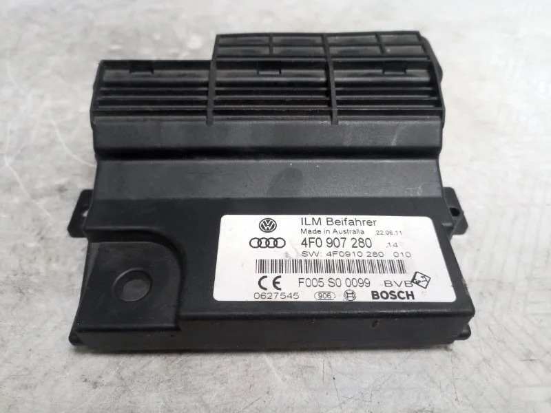 Блок управления бортовой сети Audi Q7 2011 4L