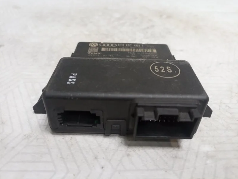 Блок управления Audi A5 2009 8T
