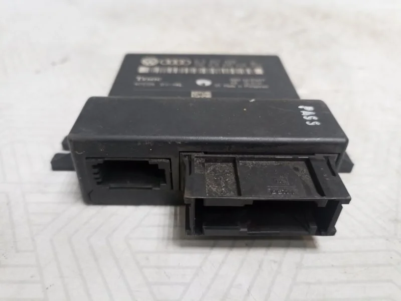 Блок управления Audi Q7 2006 4L