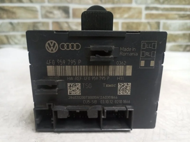 Блок управления дверьми Audi A6 2012 C6