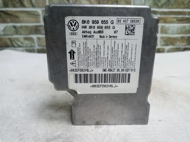 Блок управления подушек безопасности Audi A4 2009 8K
