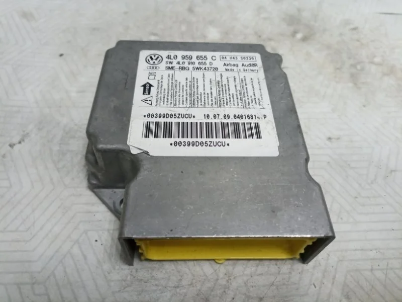 Блок управления подушек безопасности Audi Q7 2009 4L