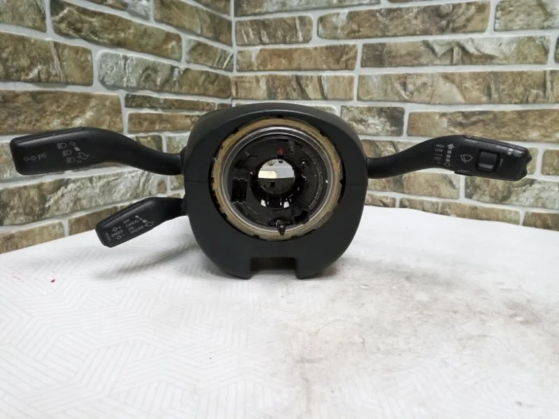 Блок подрулевых переключателей Audi Q7 2015 4L