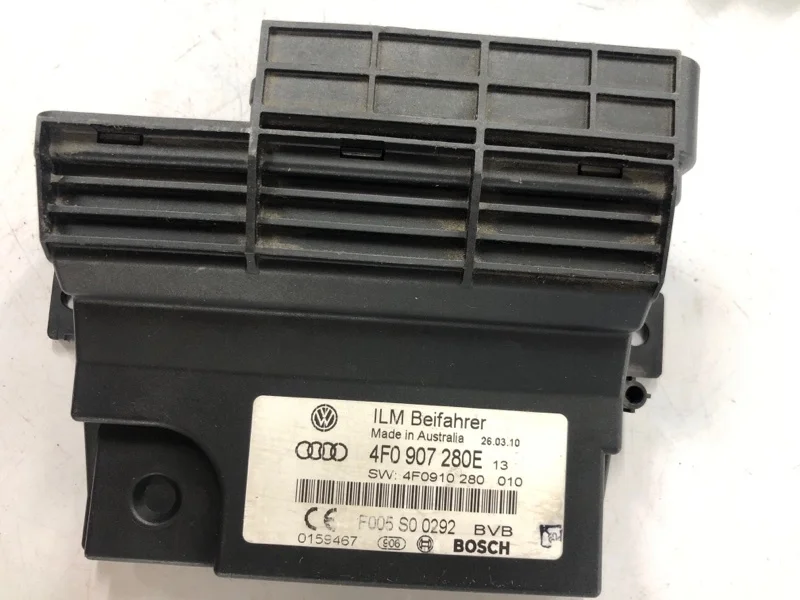 Блок управления бортовой сети Audi Q7 4L