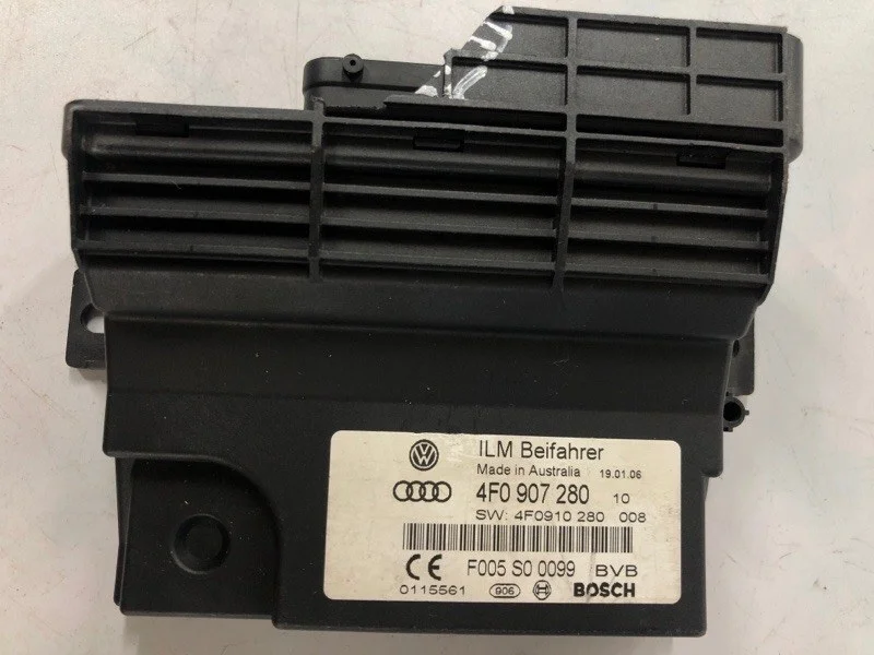 Блок управления бортовой сети Audi Q7 4L