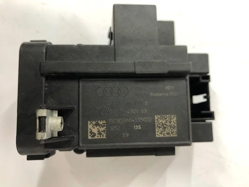 Замок зажигания Audi A5 8T