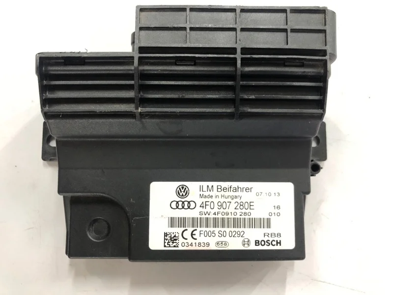 Блок управления бортовой сети Audi Q7 4L