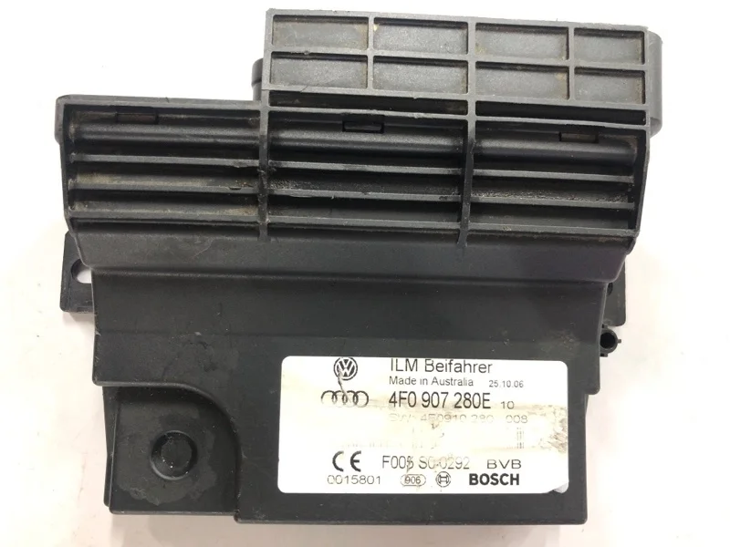 Блок управления бортовой сети Audi Q7 2006 4L