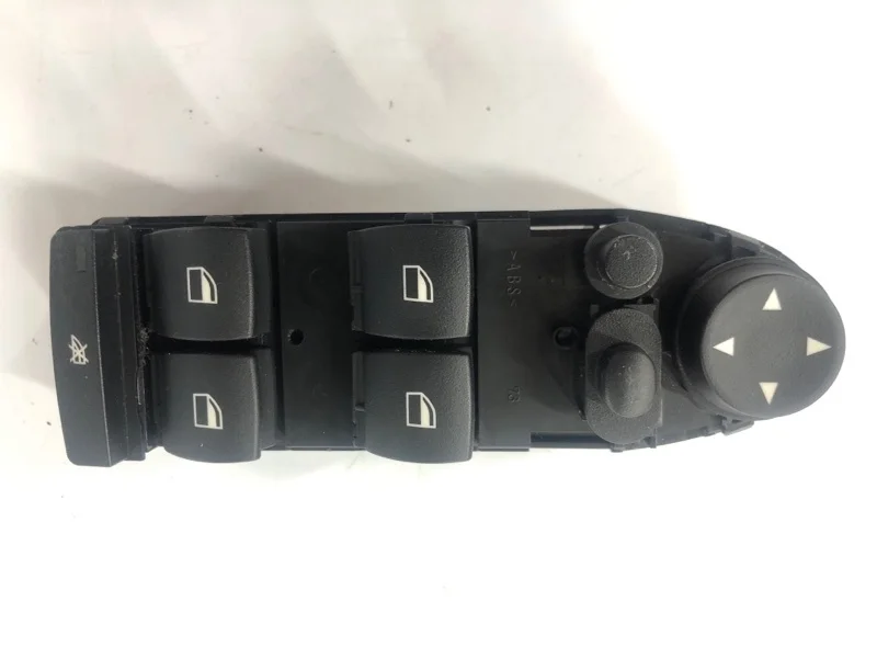 Блок управления стеклоподъемниками BMW X5 E70