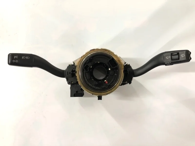 Блок подрулевых переключателей Audi A6 С6