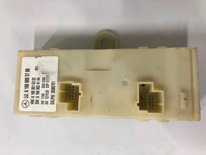 Блок управления крышкой багажника Mercedes-Benz -Class W166