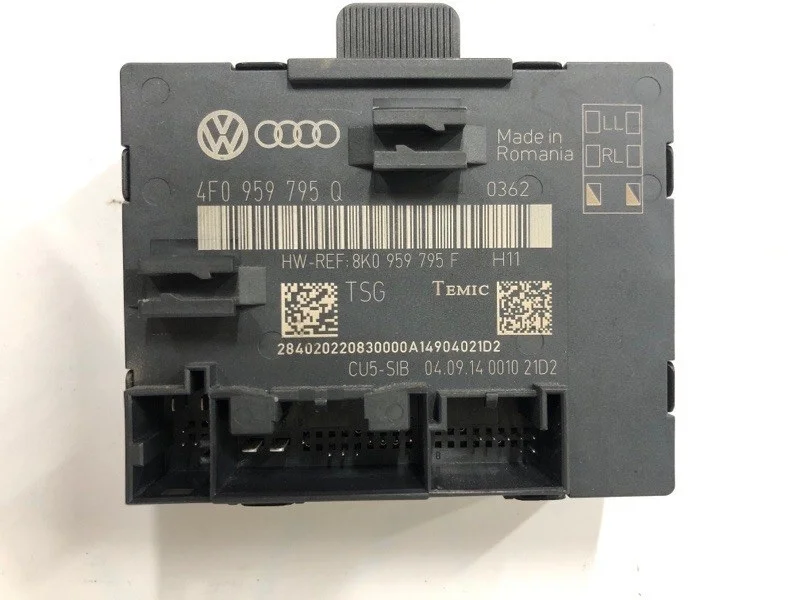 Блок управления дверьми Audi Q7 4L