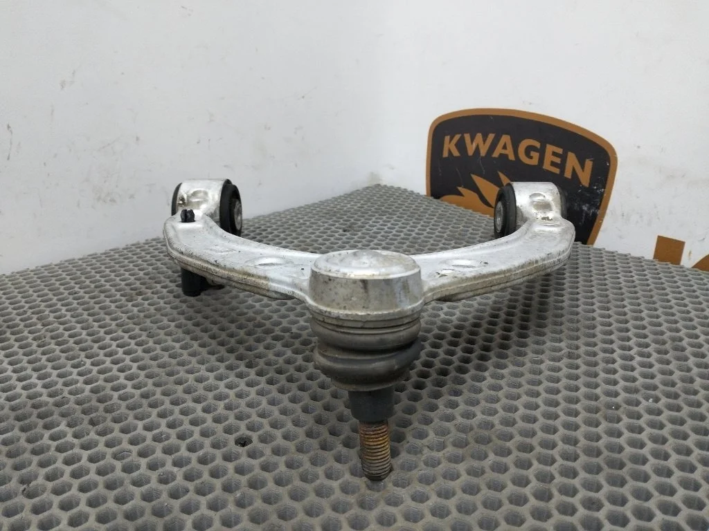 Рычаг подвески верхний Volkswagen Touareg 2011 7P