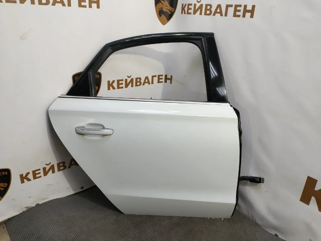 Дверь Audi A8 2016 D4