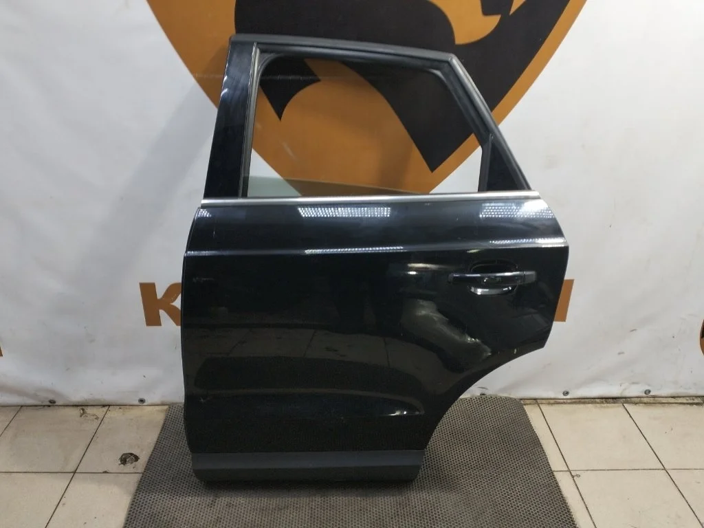 Дверь Audi Q3 2013 8U