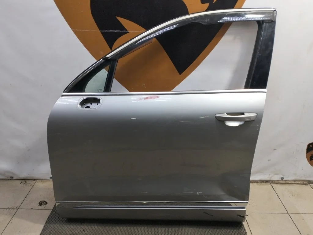 Дверь Volkswagen Touareg 2011 7P