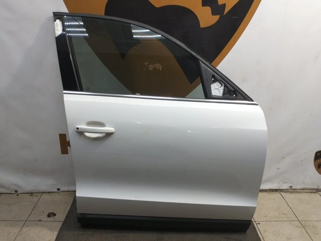 Дверь Audi Q5 2013 8R