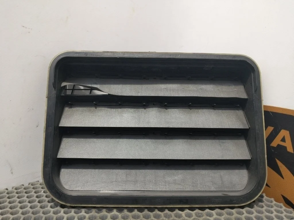 Решетка вентиляционная Porsche Panamera 2014 970