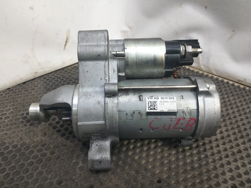 Стартер Audi A5 8T