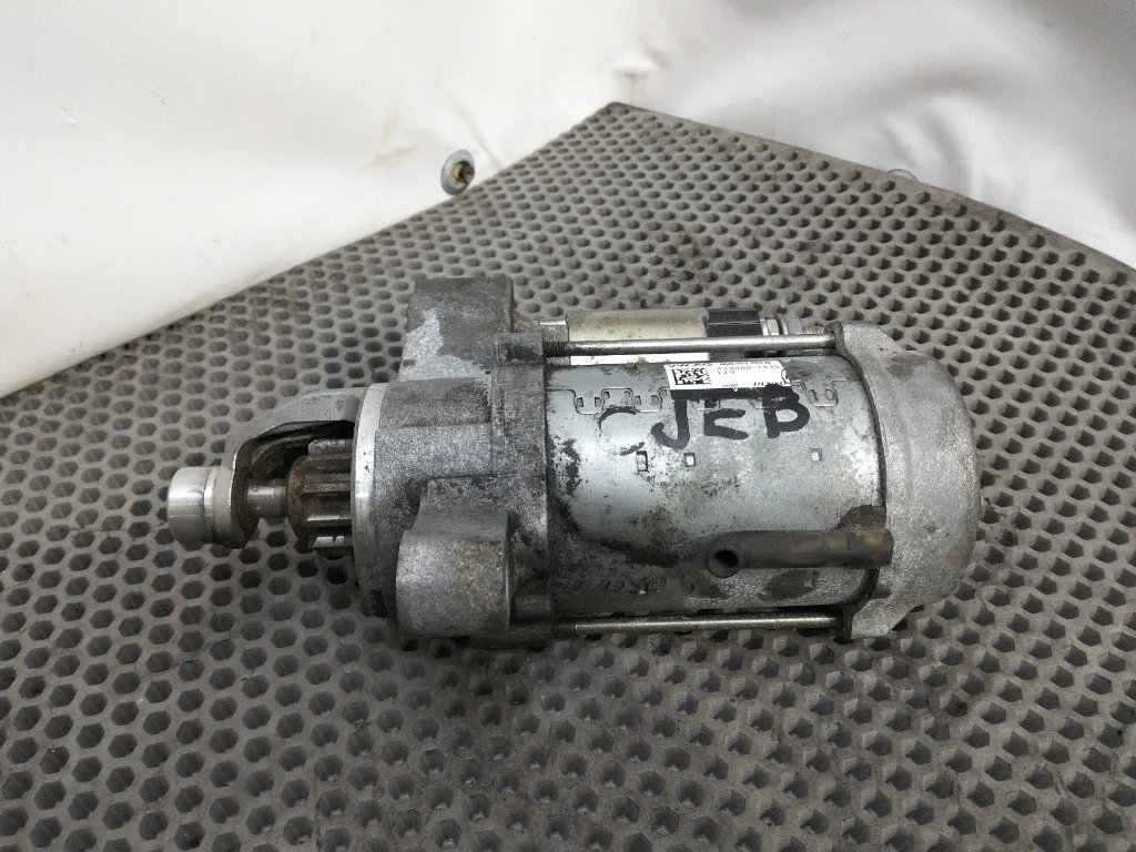 Стартер Audi A5 2011 8T