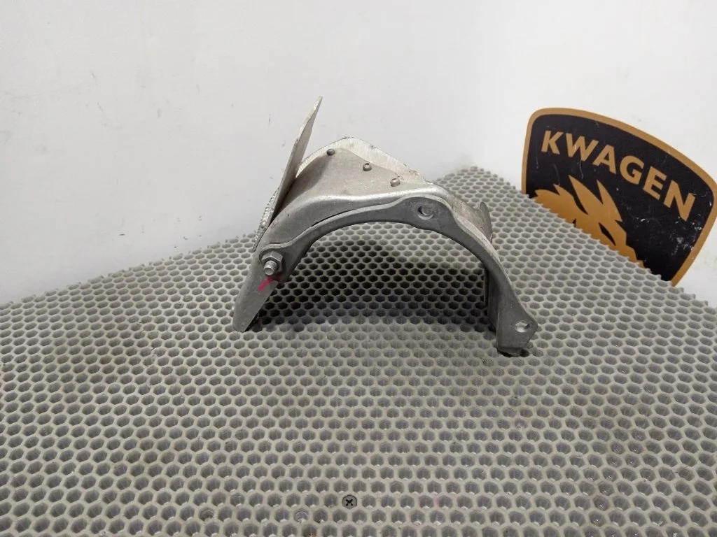 Защита акпп Audi Q3 2013 8U