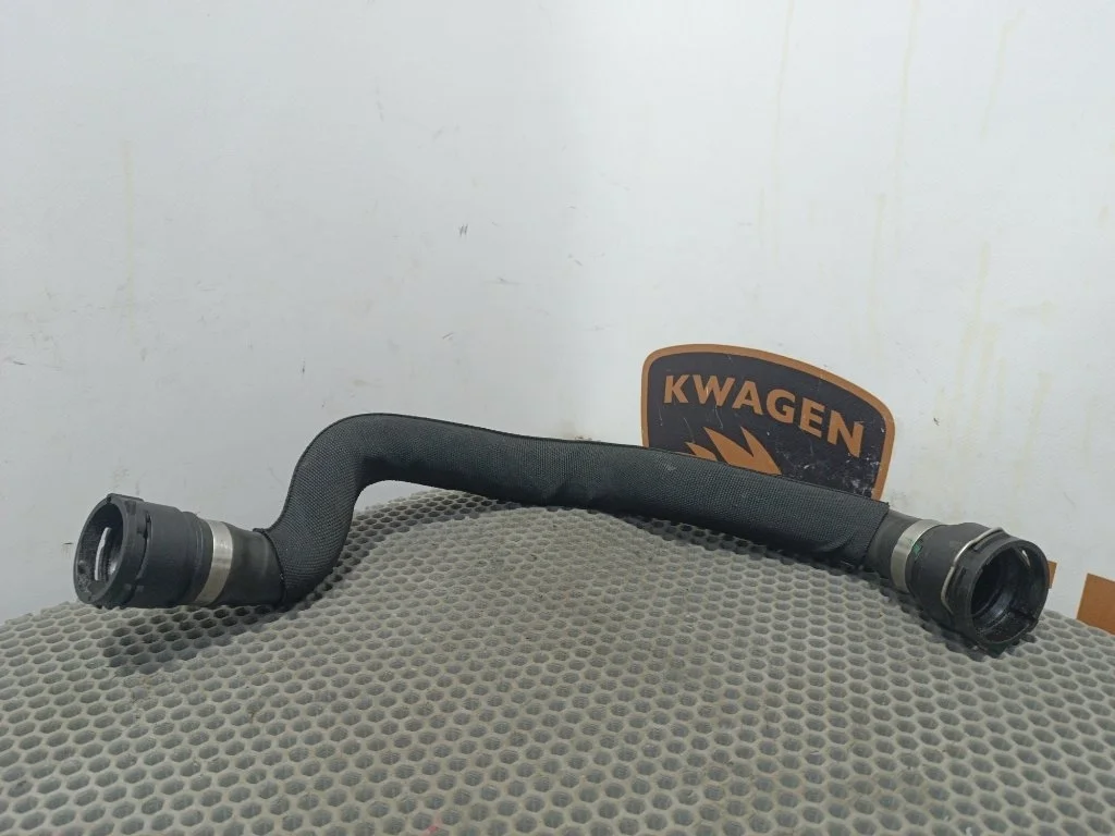 Патрубок системы охлаждения Audi A4 2011 B8