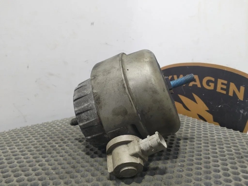 Подушка двигателя Audi A6 2010 C7