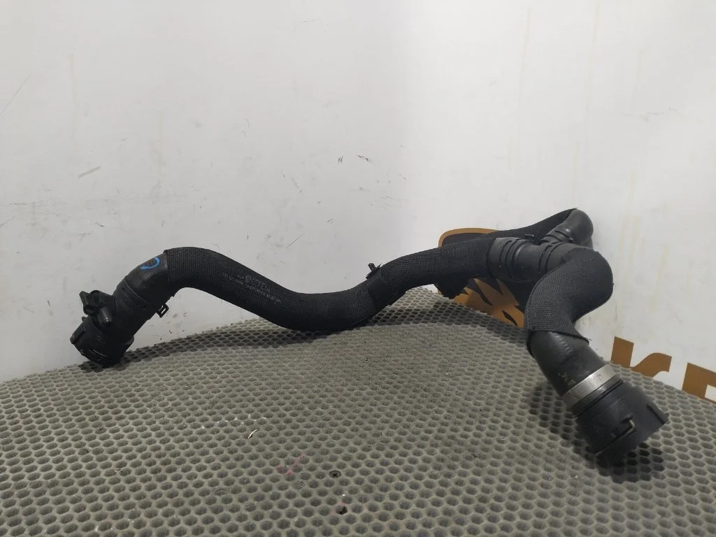 Патрубок системы охлаждения Audi A4 2011 B8