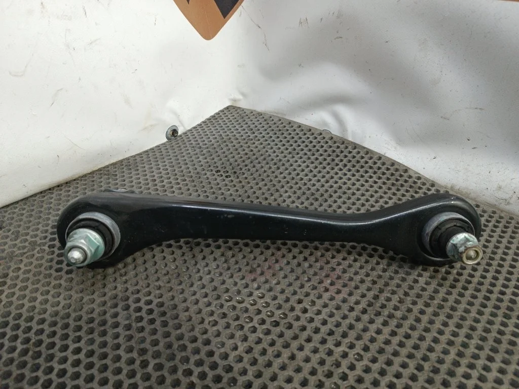 Рычаг подвески Audi Q3 2013 8U