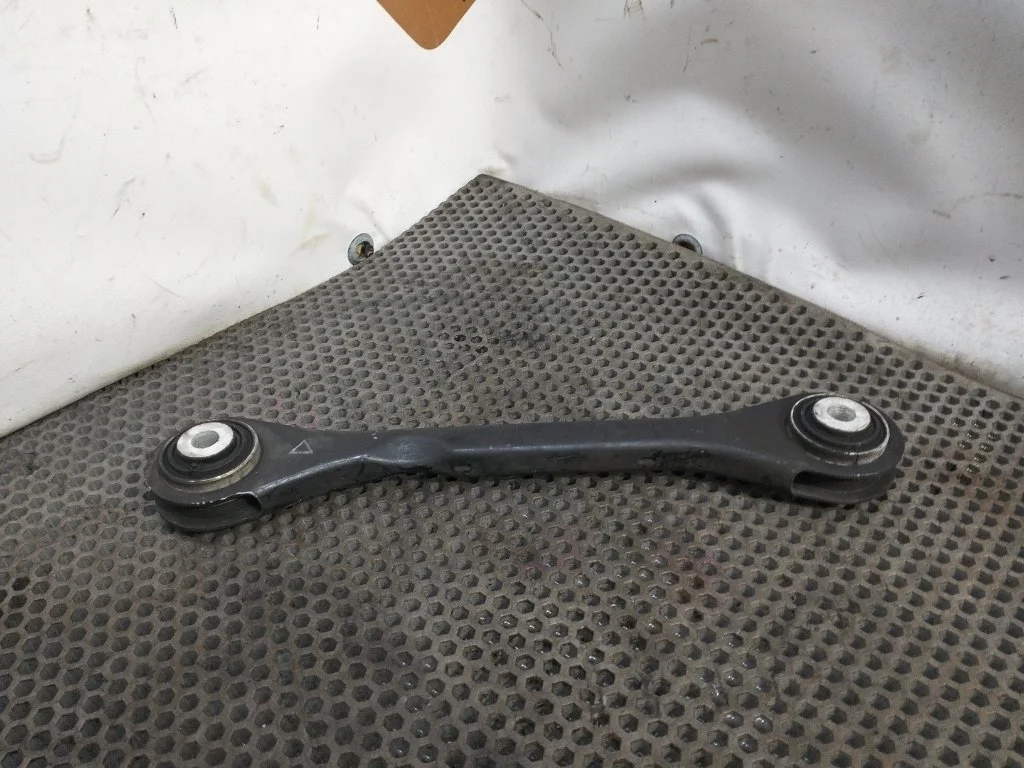 Рычаг подвески Audi A8 2016 D4