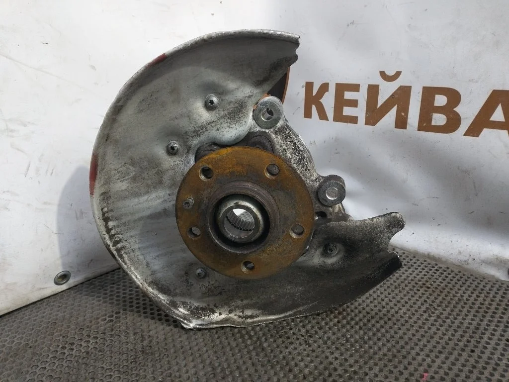 Цапфа Audi S6 2014 C7/4G