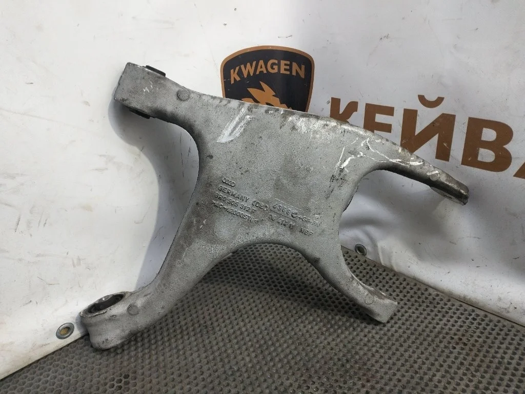 Рычаг подвески Audi S6 2014 C7/4G