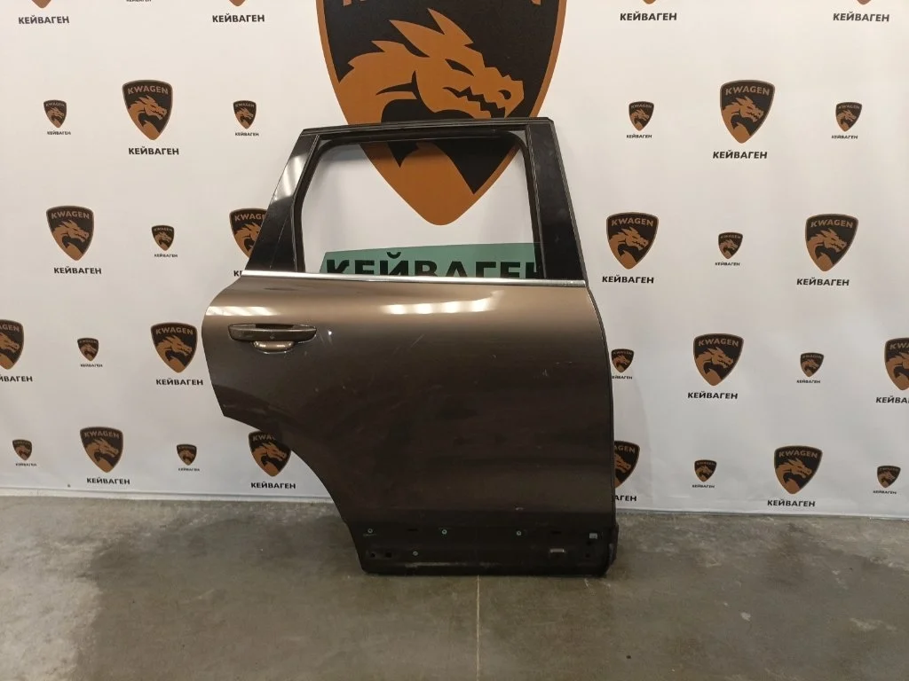 Дверь Volkswagen Touareg 2011 7P