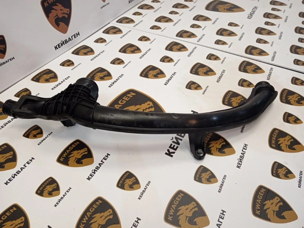 Патрубок интеркулера Volkswagen Touareg 2013 7P