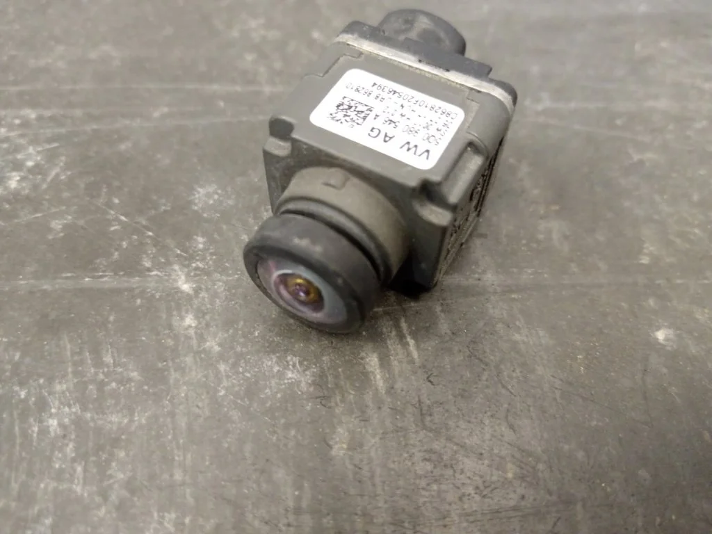 Камера переднего вида Audi Q5 2017 FY