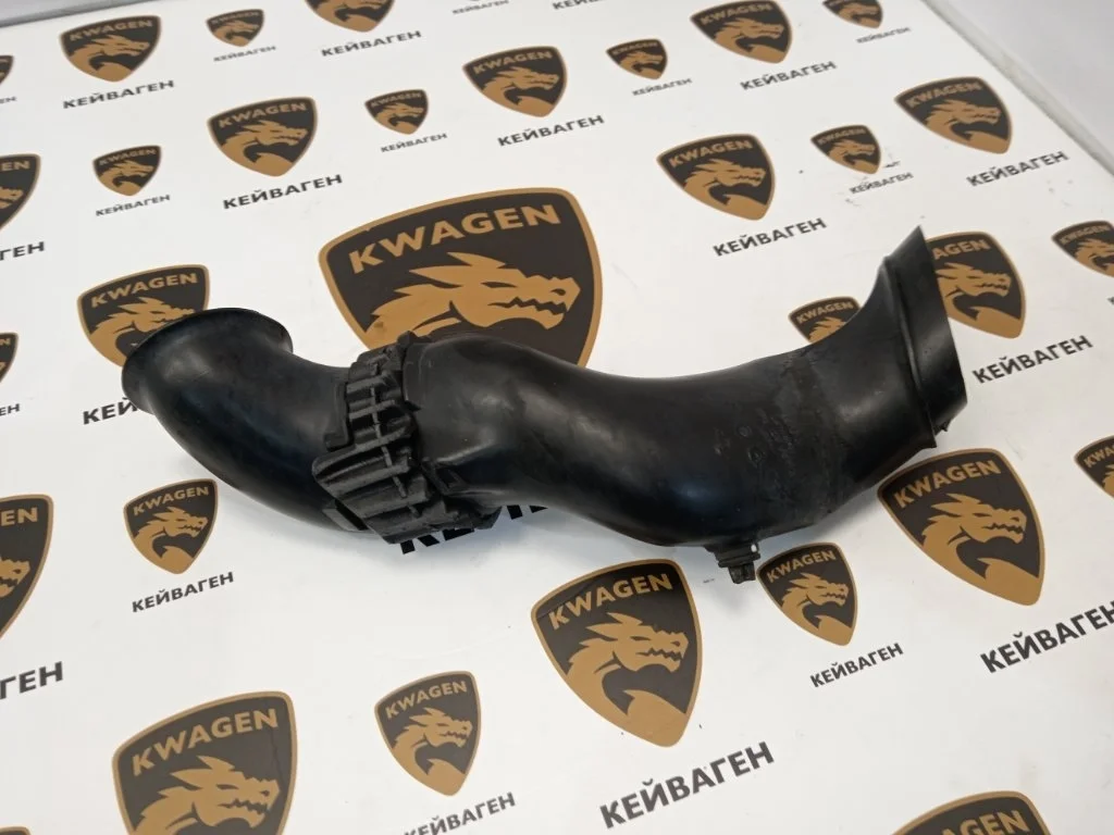 Воздуховод Volkswagen Touareg 2011 7P