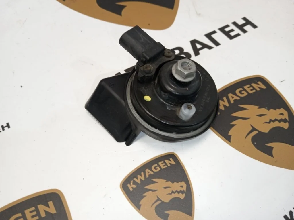 Звуковой сигнал Audi Q7 2011 4L