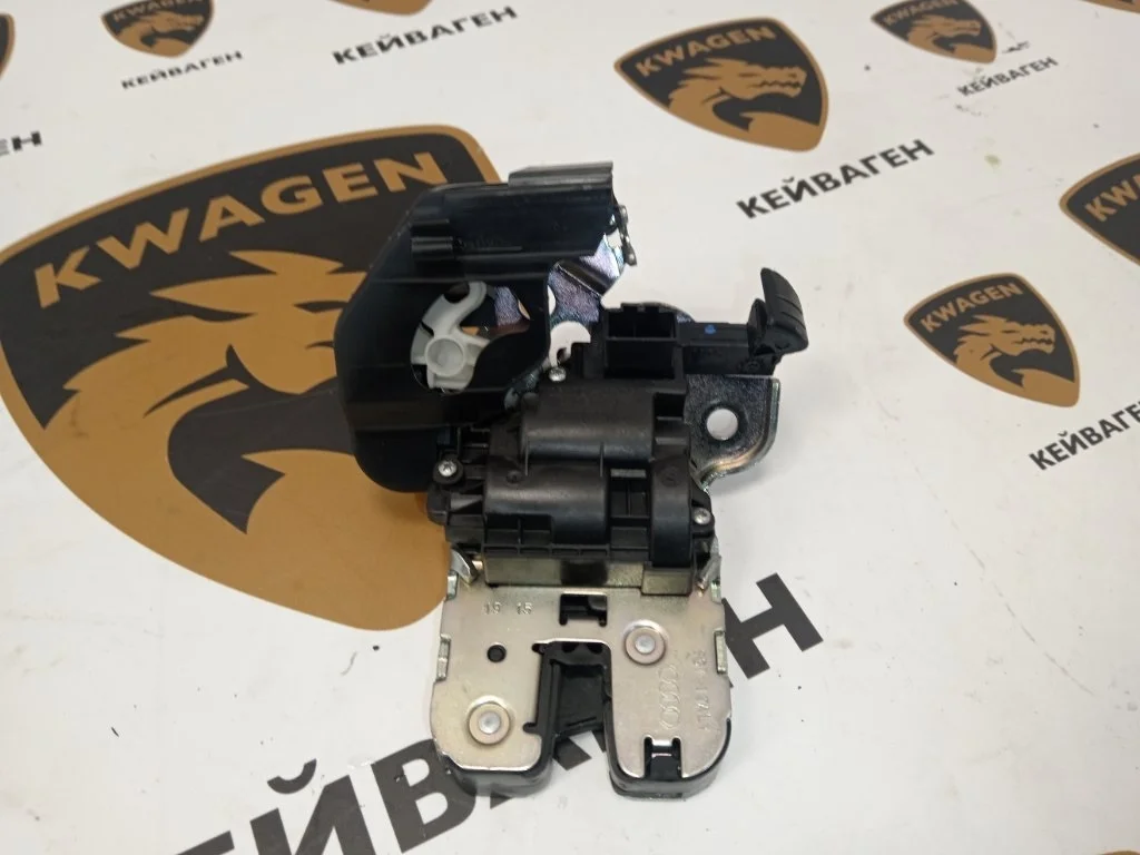 Замок багажника Audi A6 2015 C7