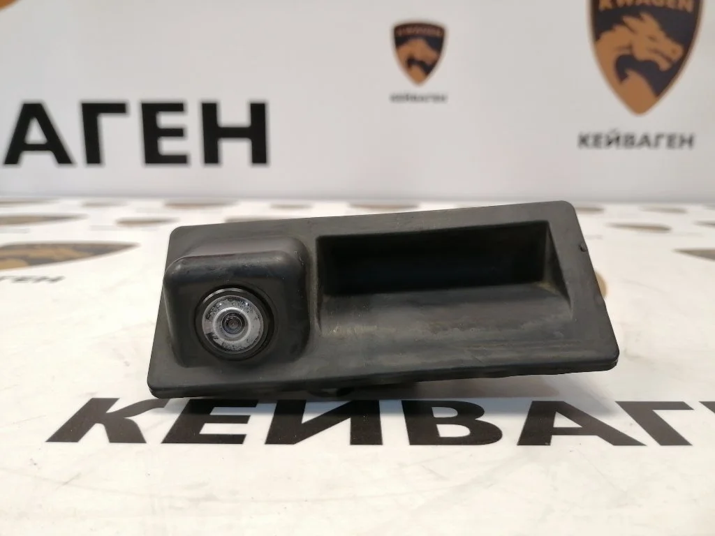 Ручка двери багажника Volkswagen Touareg 2013 7P