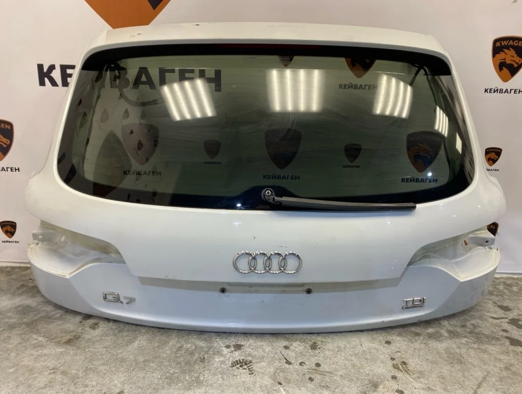 Крышка багажника Audi Q7 2015 4L