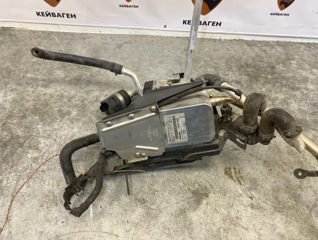 Автономный отопитель Audi Q7 2008 4L