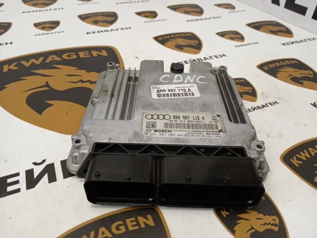 Блок управления двигателем Audi Q5 2009 8R