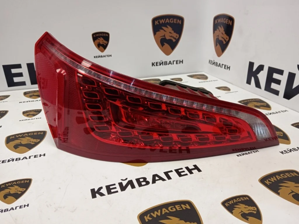 Фонарь задний Audi Q5 2011 8R