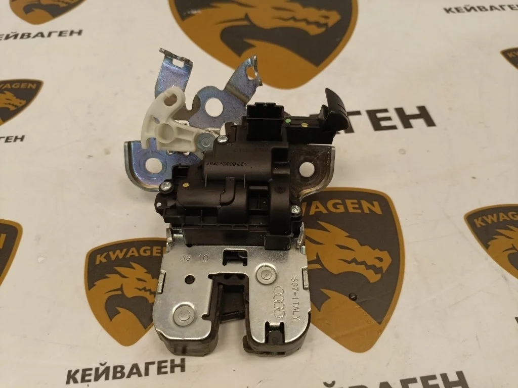 Замок багажника Audi A6 2011 C7