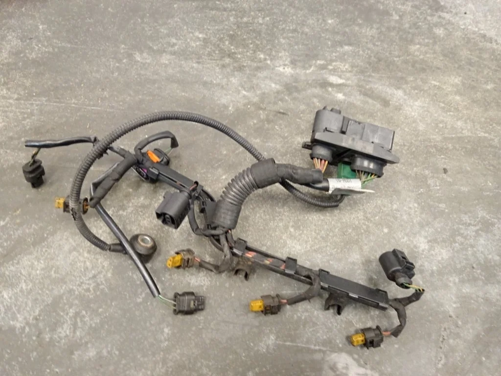 Проводка форсунок Audi Q5 2009 8R